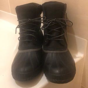 Brand new men’s Sorel Cheyanne II waterproof boots